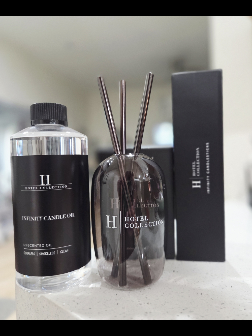 Hotel Collection Infinity Candle Oil + Reed Diffuser - Black/Smoky Gray - Picture 4 of 5